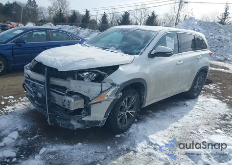2018 Toyota Highlander Le from USA, damaged, VIN 5TDZARFH8JS036927